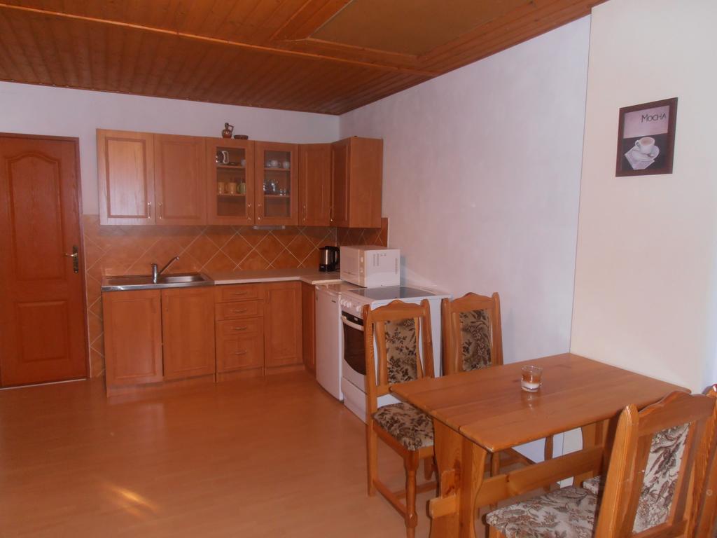 Apartment Veronika Predni Vyton Phòng bức ảnh