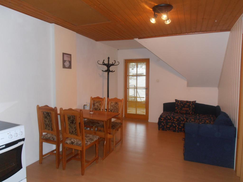 Apartment Veronika Predni Vyton Phòng bức ảnh